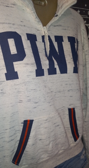 Victoria's Secret PINK Quarter ZIP Pullover - Picture 2 of 3